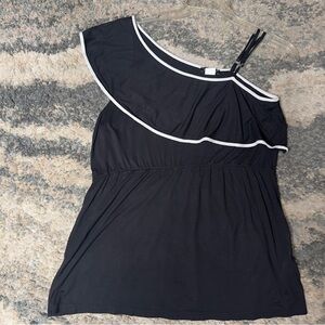 Venus brand one shoulder shirt